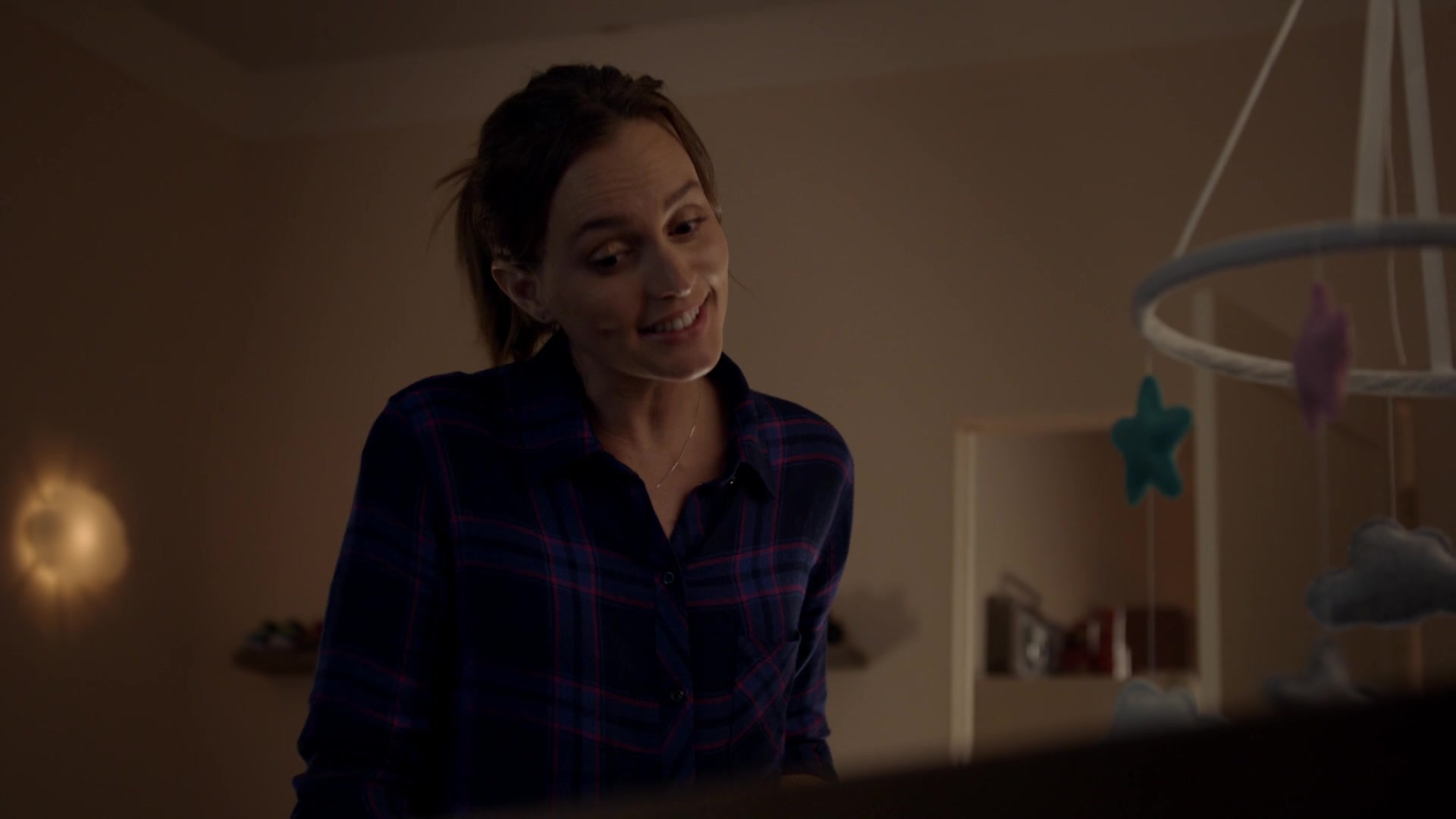 SINGLEPARENTS1X04_1786.jpg