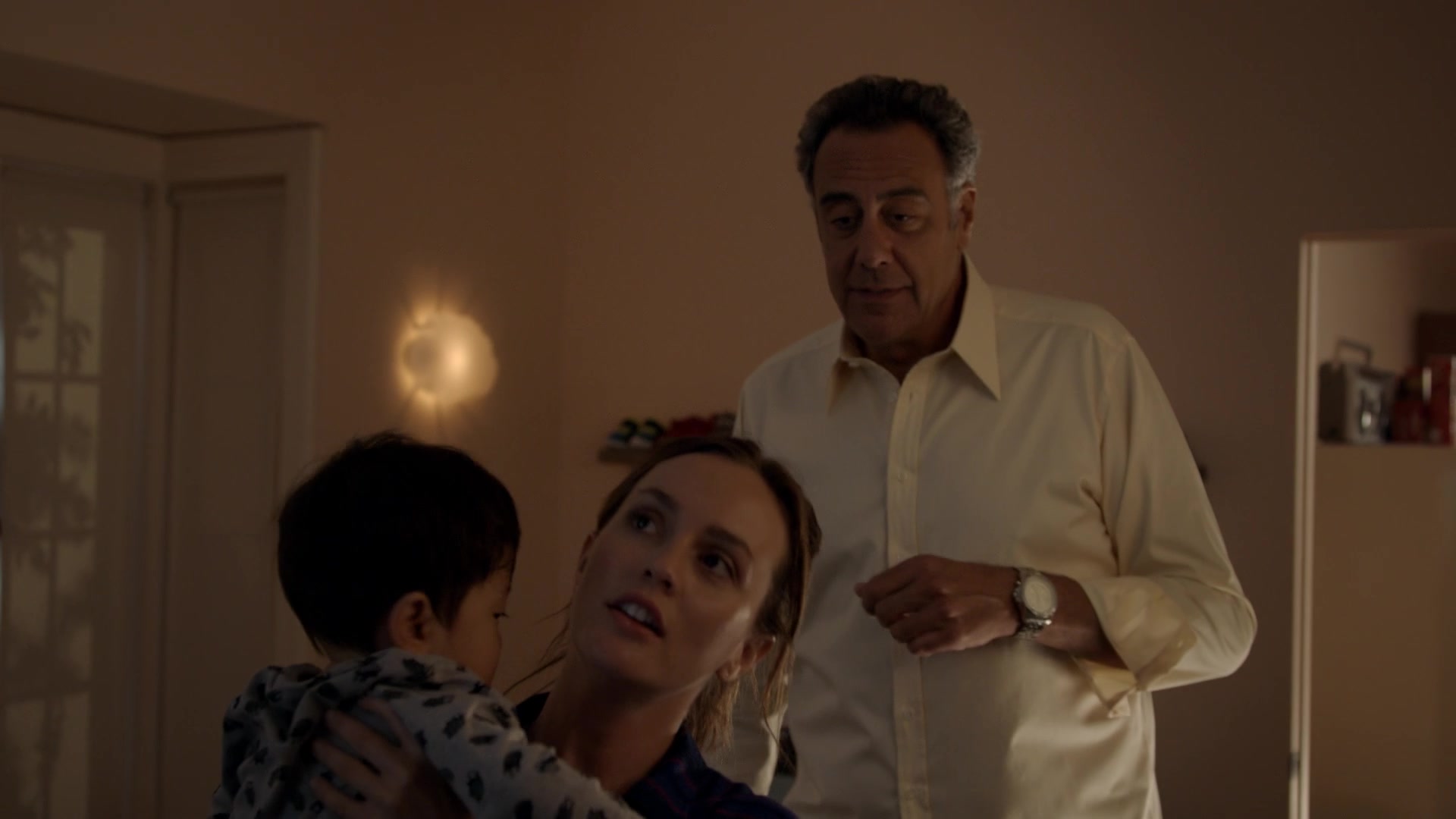 SINGLEPARENTS1X04_2639.jpg