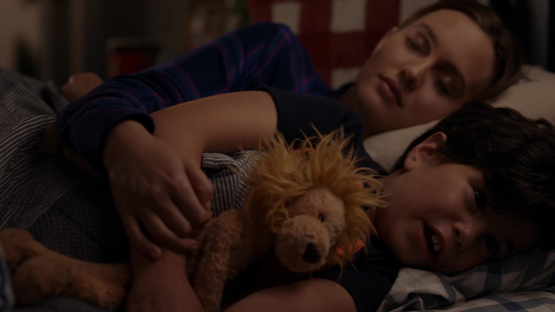 SINGLEPARENTS1X04_2944.jpg
