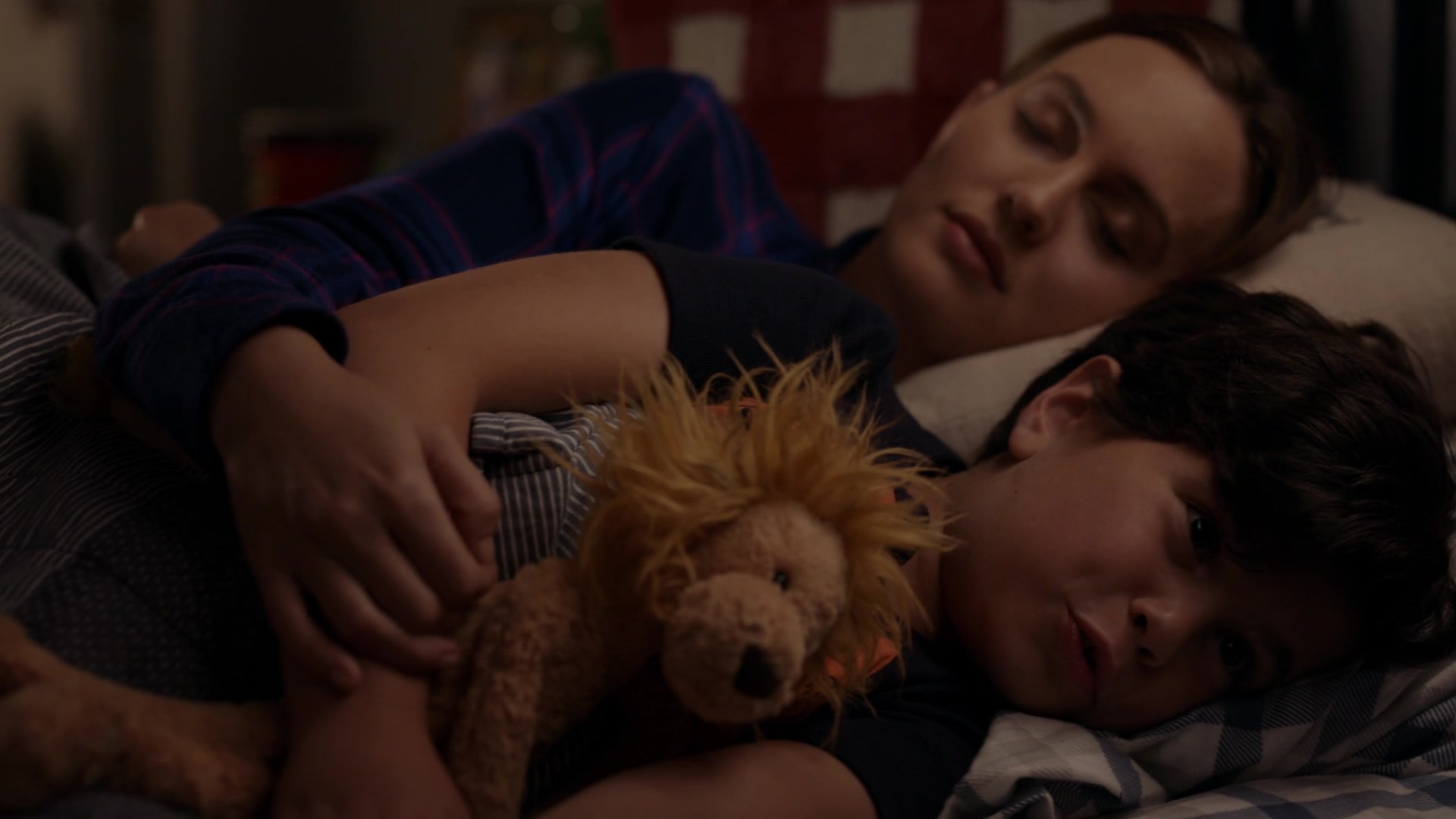 SINGLEPARENTS1X04_2945.jpg