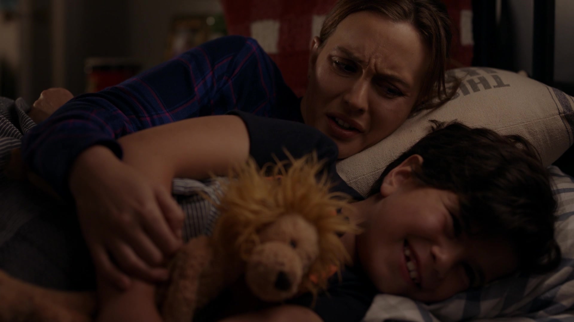 SINGLEPARENTS1X04_2952.jpg