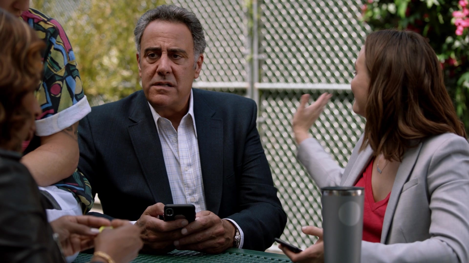 SingleParents1x02-0023.jpg