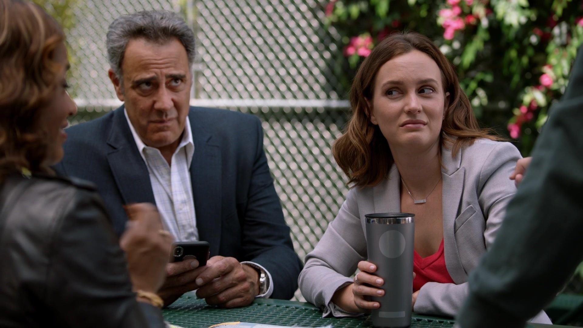 SingleParents1x02-0075.jpg