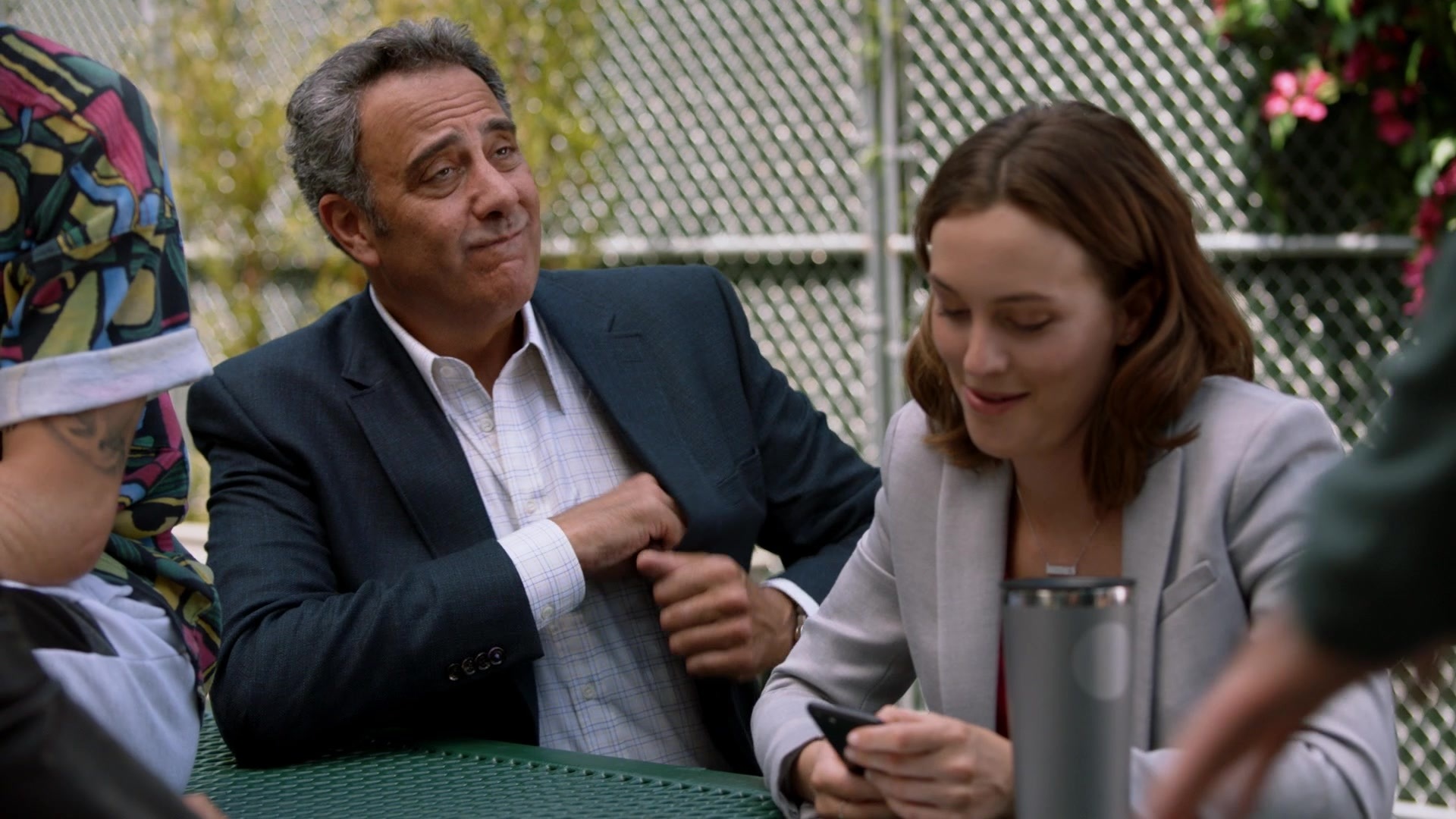 SingleParents1x02-0109.jpg