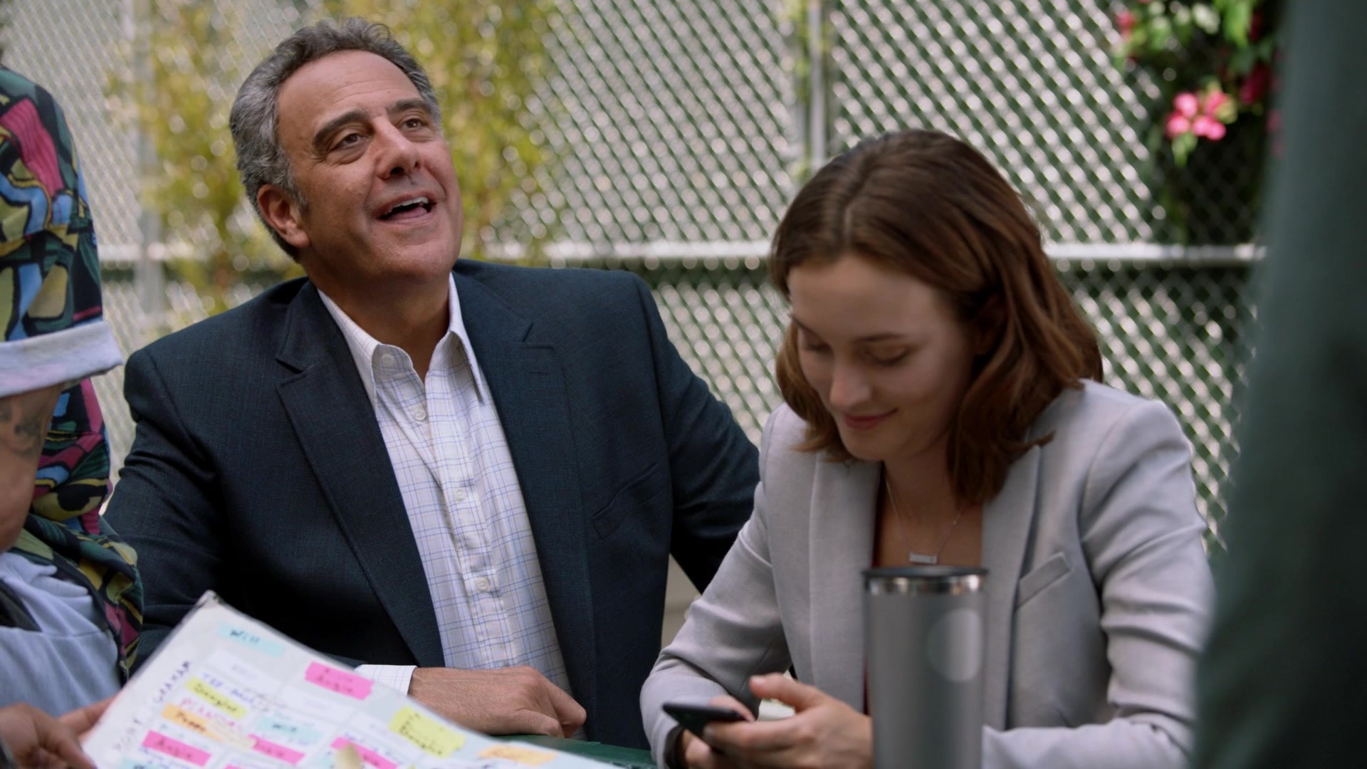 SingleParents1x02-0113.jpg