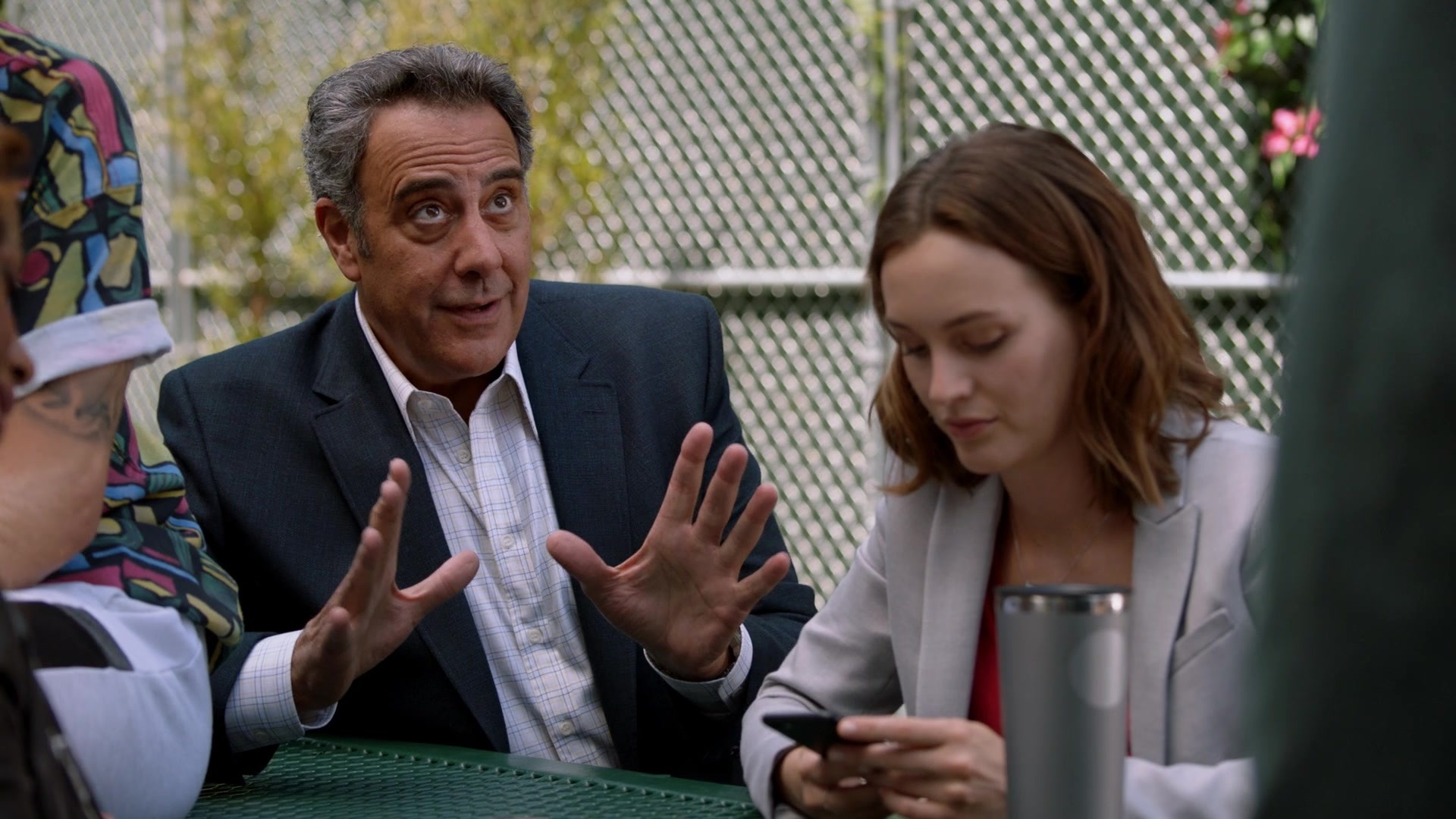 SingleParents1x02-0118.jpg