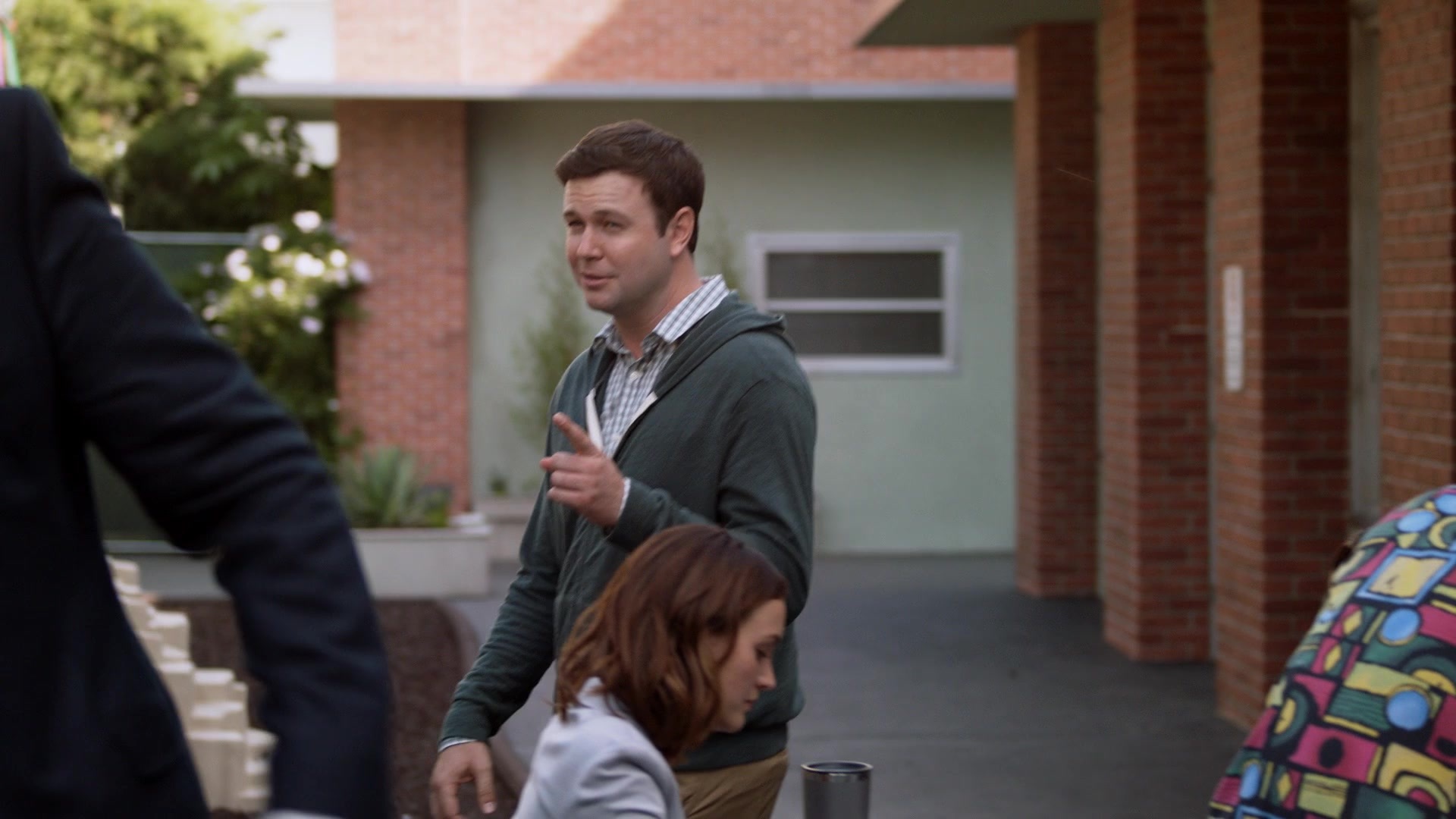 SingleParents1x02-0126.jpg