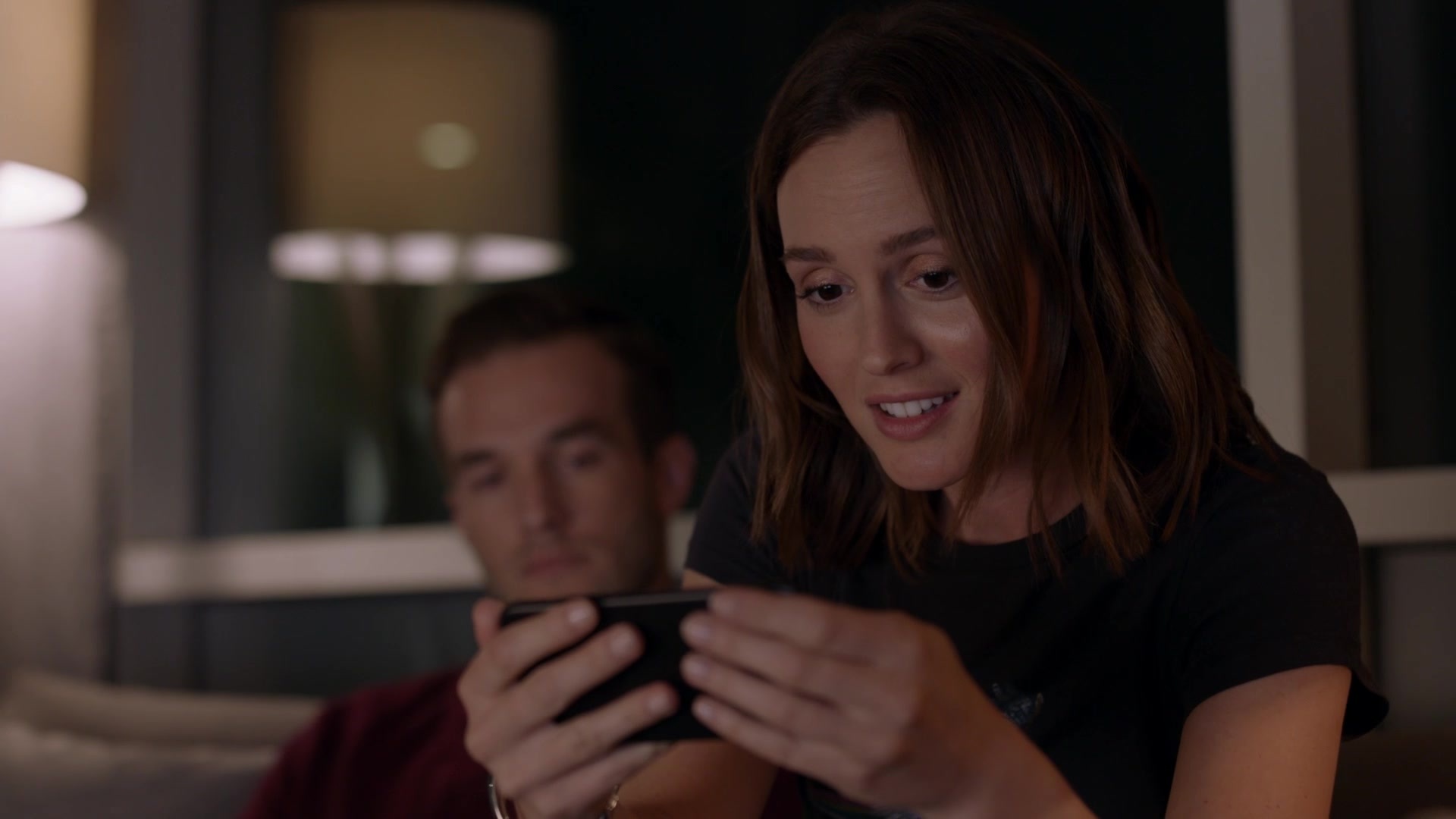 SingleParents1x02-1040.jpg