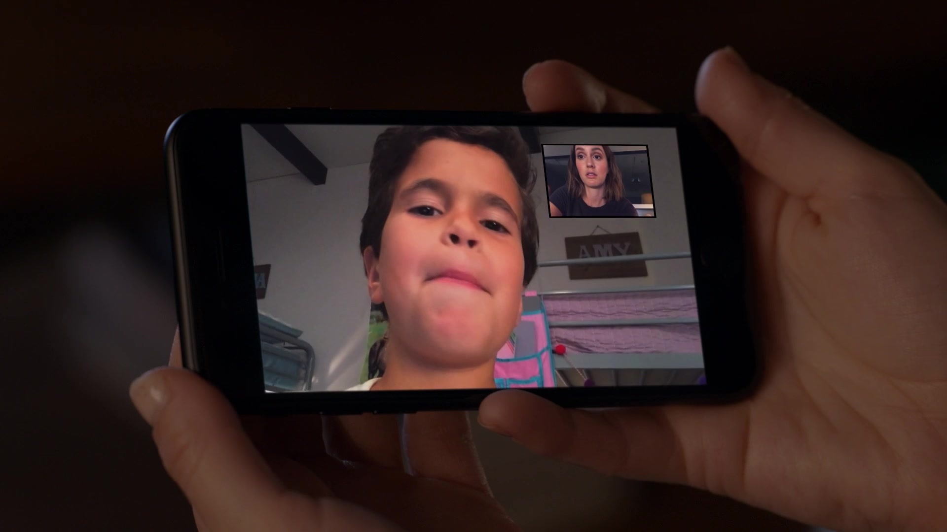 SingleParents1x02-1054.jpg