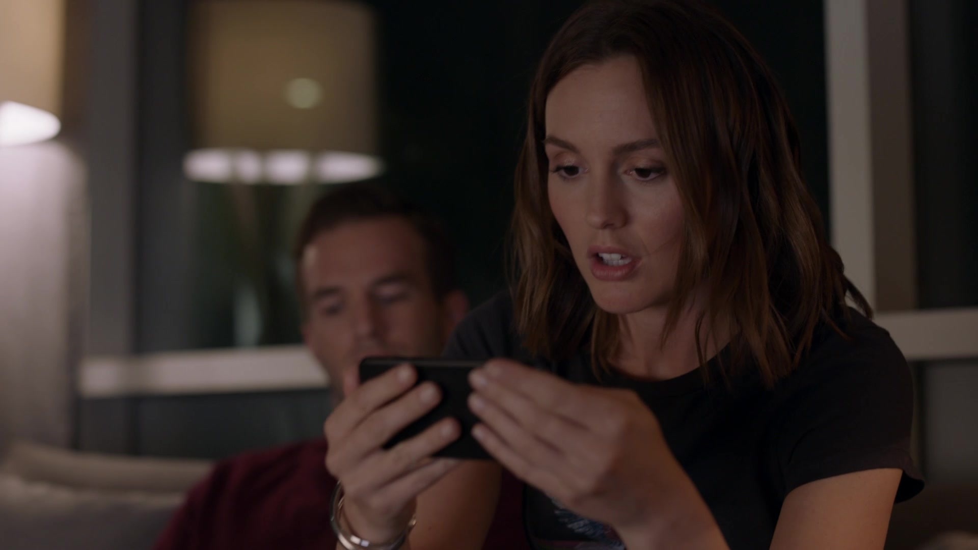 SingleParents1x02-1064.jpg