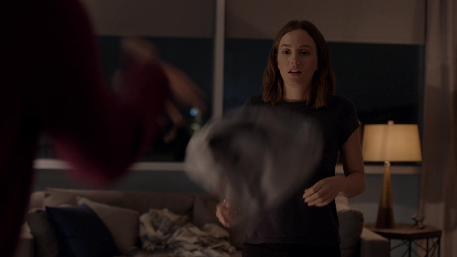 SingleParents1x02-1118.jpg