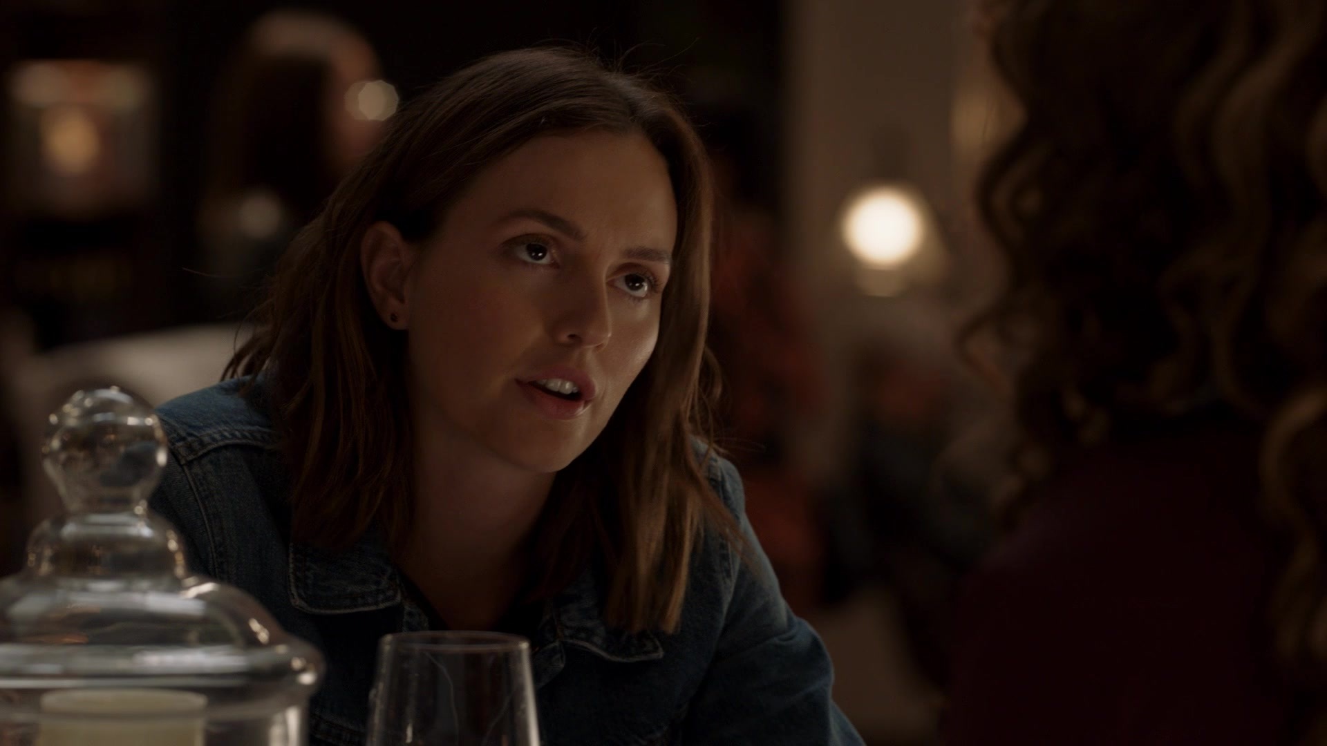 SingleParents1x02-1703.jpg