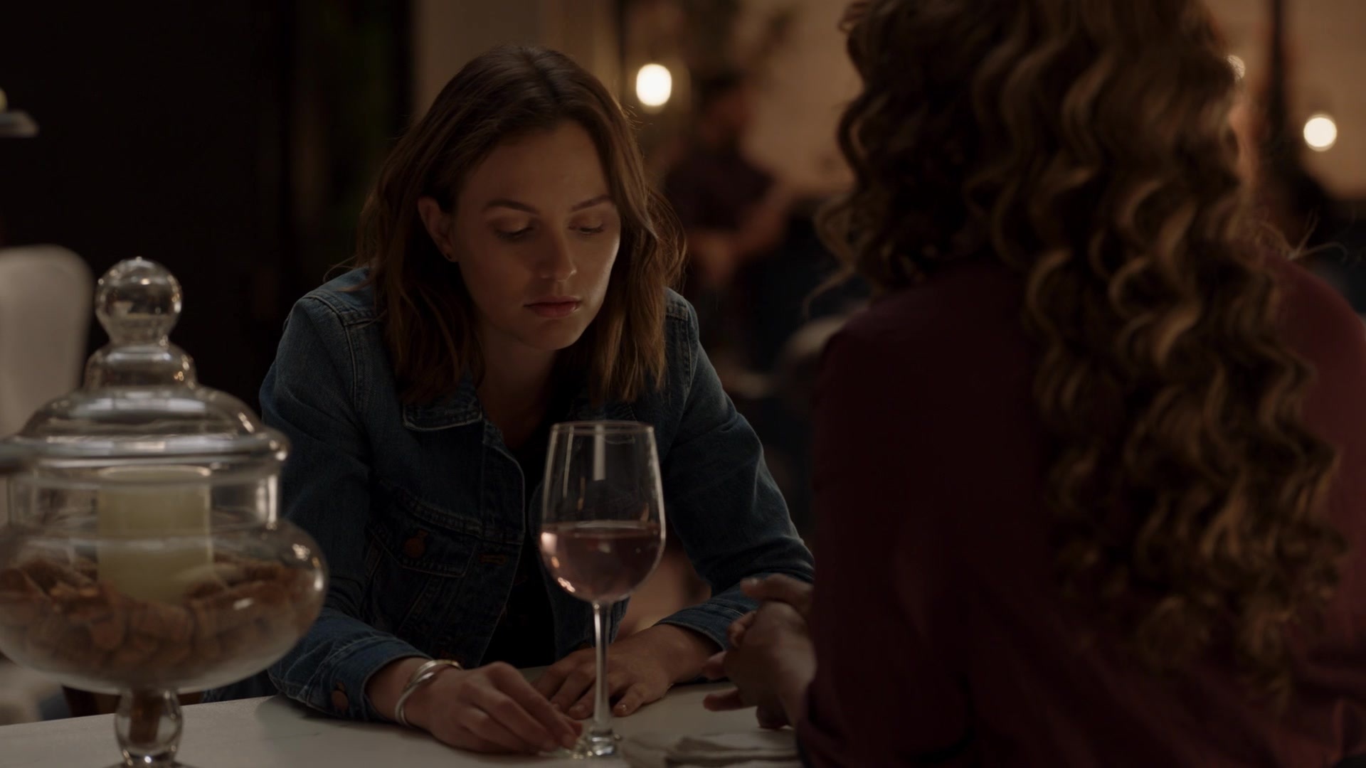 SingleParents1x02-1716.jpg