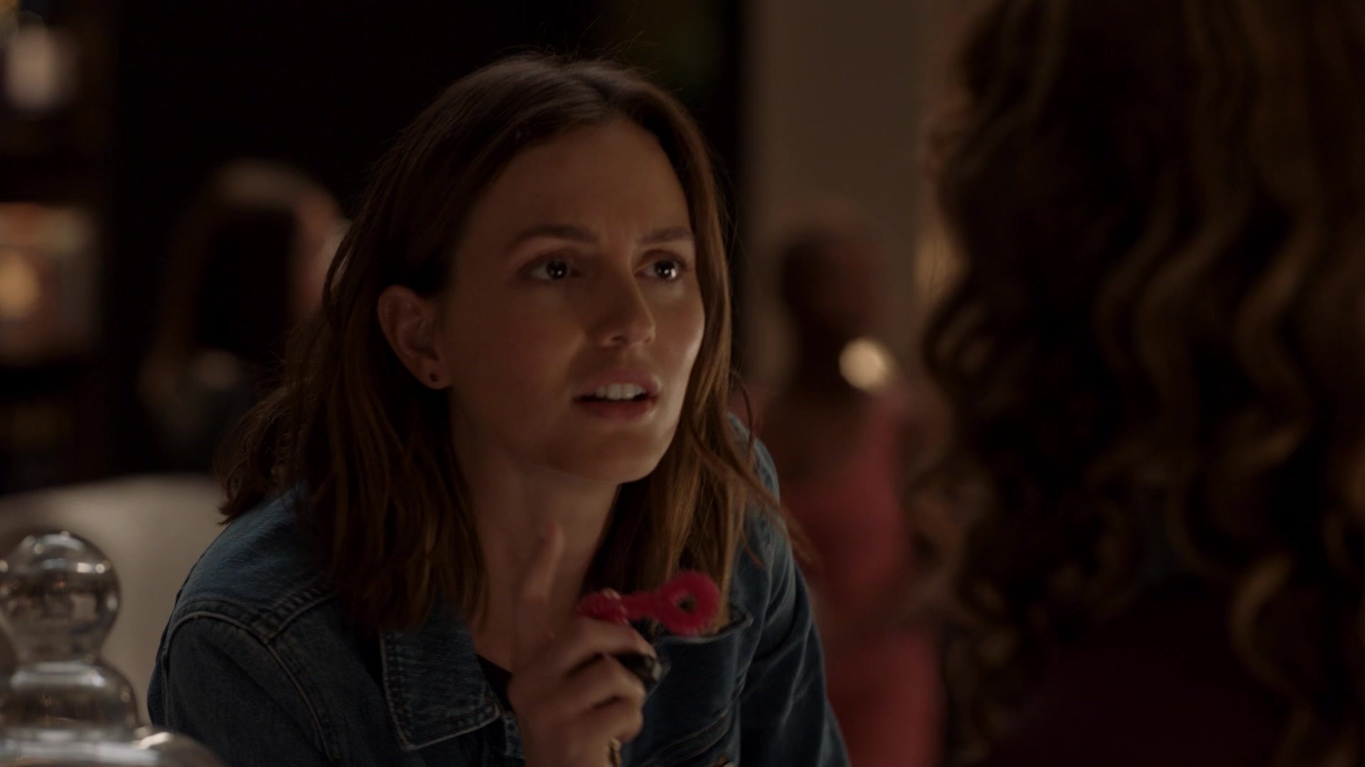 SingleParents1x02-1787.jpg