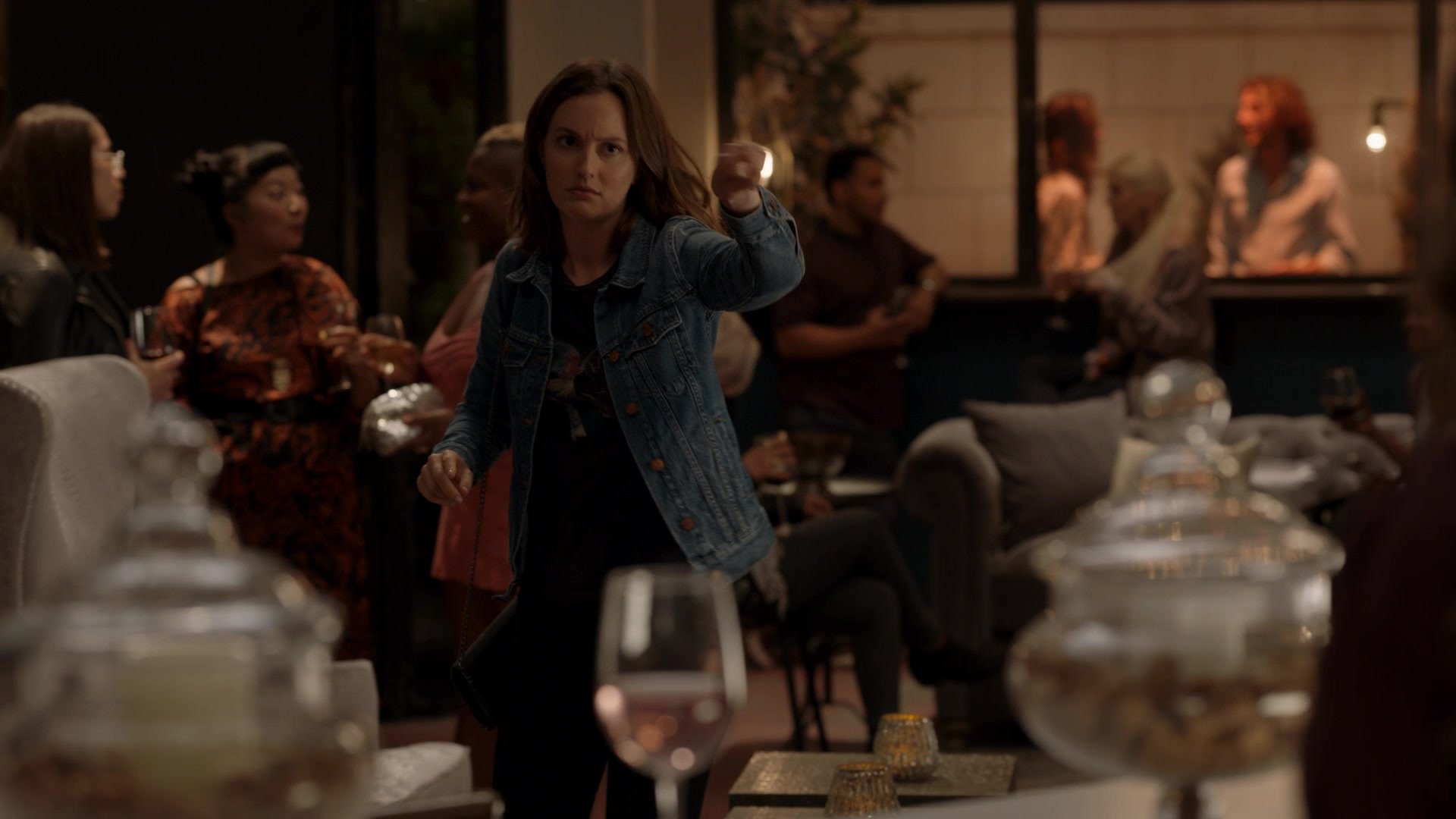 SingleParents1x02-1812.jpg