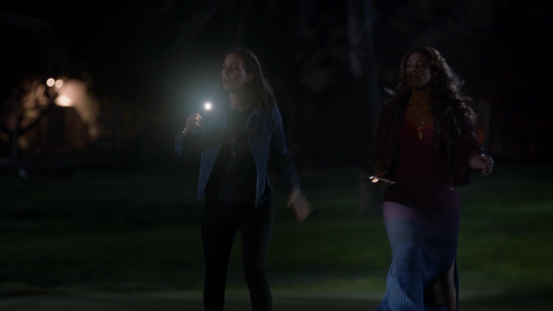 SingleParents1x02-2158.jpg