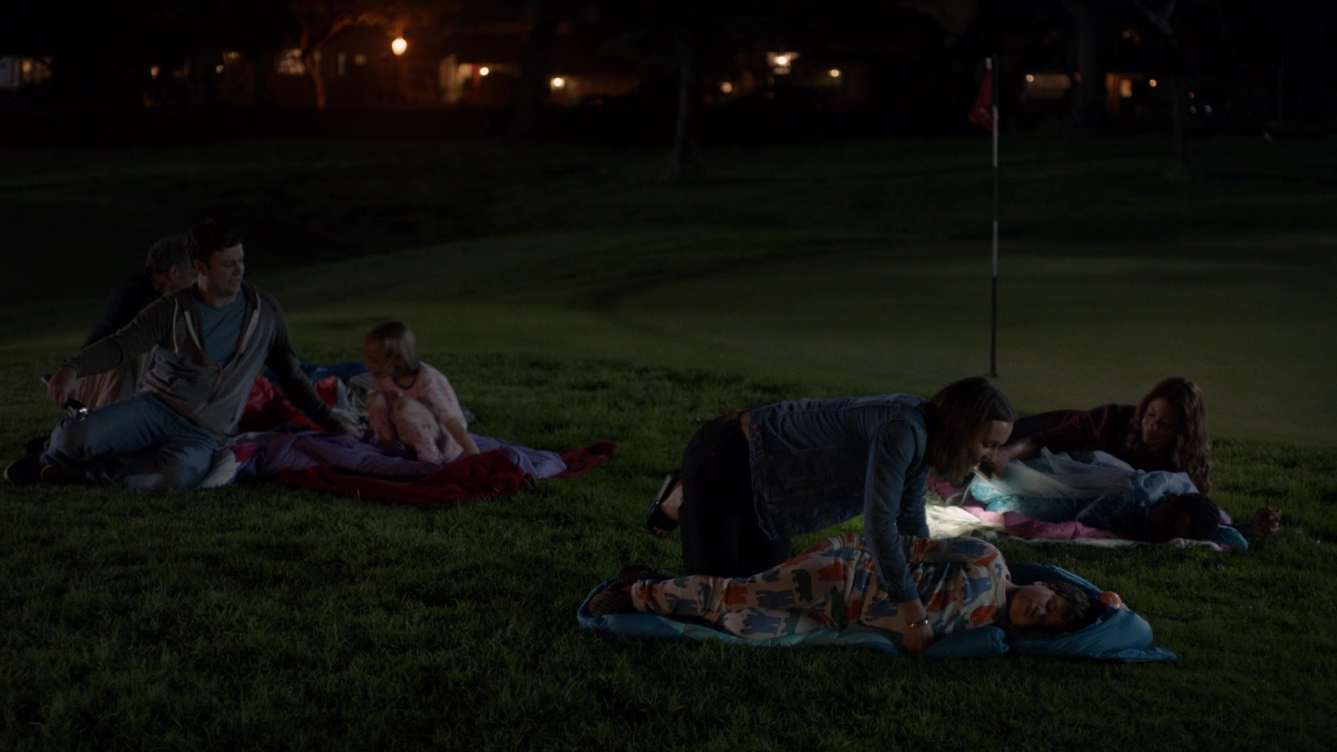SingleParents1x02-2261.jpg