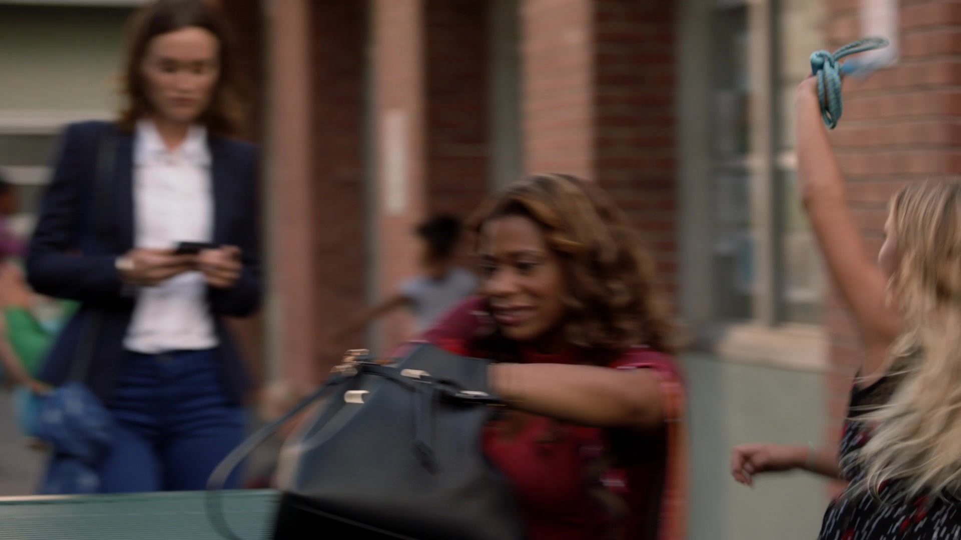 SingleParents1x02-2292.jpg
