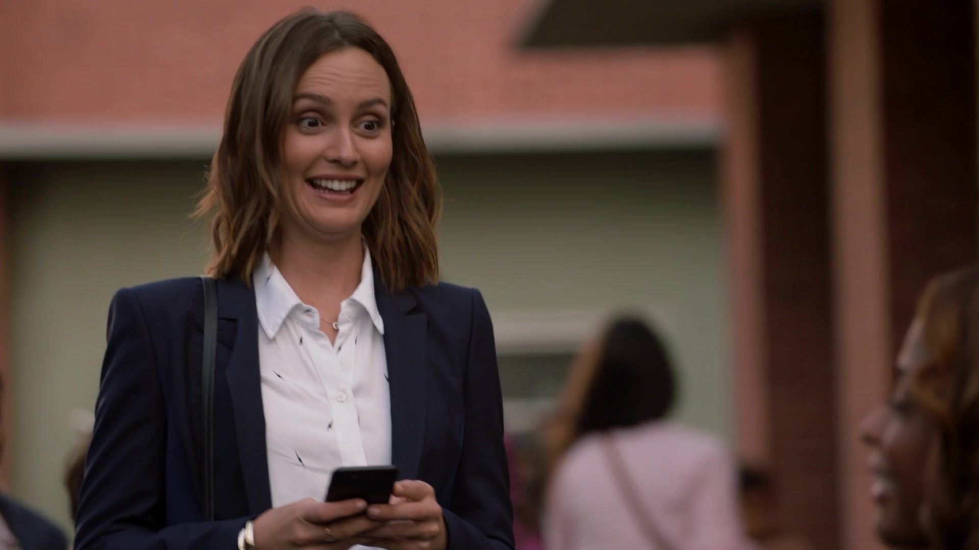 SingleParents1x02-2306.jpg