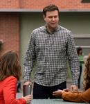 SINGLEPARENTS1X04_0056.jpg