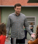 SINGLEPARENTS1X04_0074.jpg