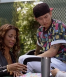 SingleParents1x02-0042.jpg
