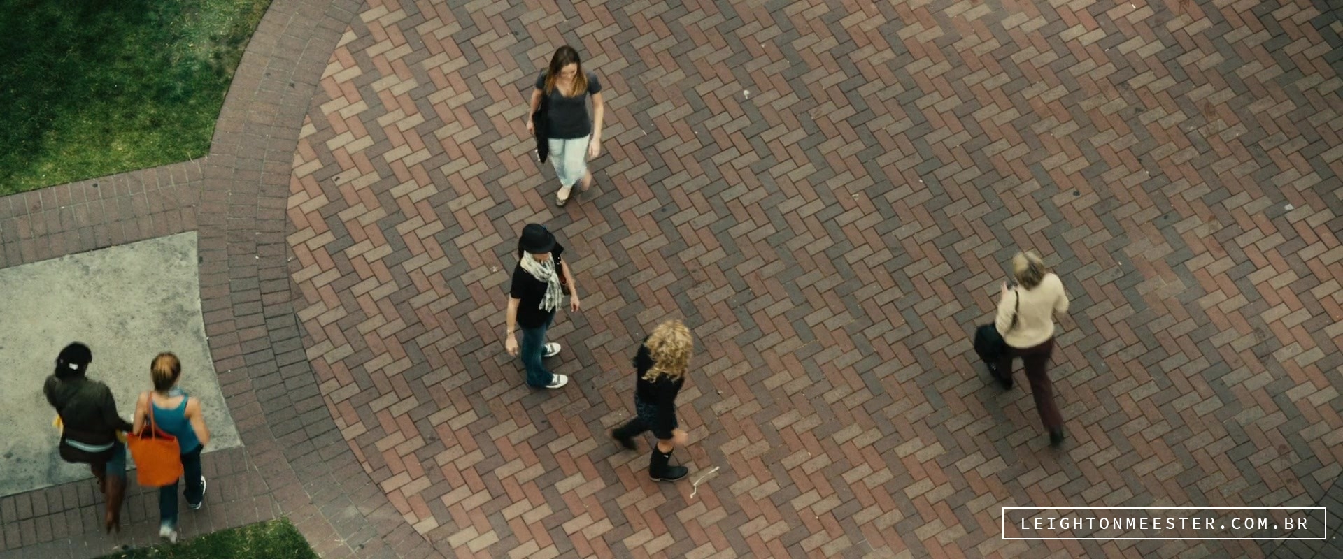 LMBR0000000439.jpg