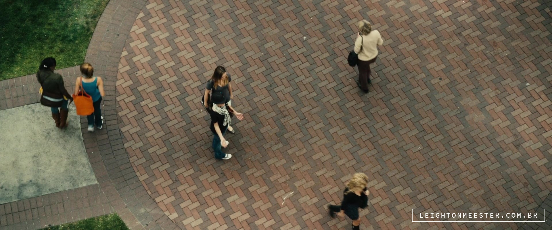 LMBR0000000440.jpg