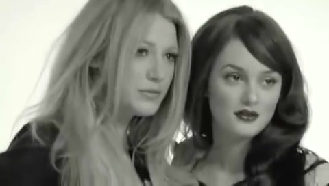 Blake_Lively_and_Leighton_Meester_Nylon_Photoshoot_2008_026.jpg