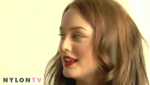 Blake_Lively_and_Leighton_Meester_Nylon_Photoshoot_2008_680.jpg