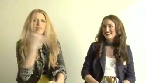 Blake_Lively_and_Leighton_Meester_Nylon_Photoshoot_2008_845.jpg