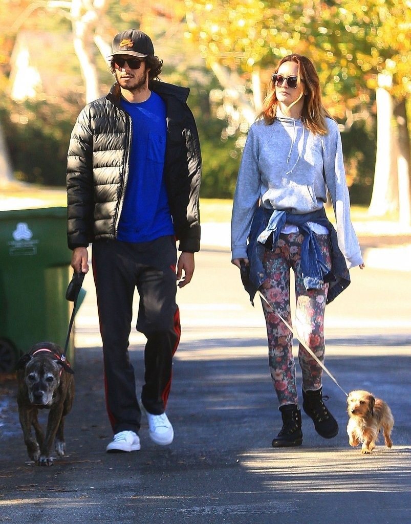 December_22__Out_in_Los_angeles__281029.jpg