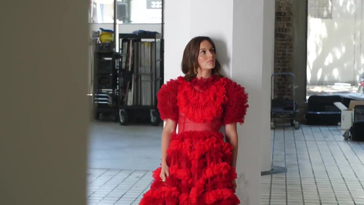 Leighton_Meester_talks_hi-lo_and_motherhood_fashion_100.jpg