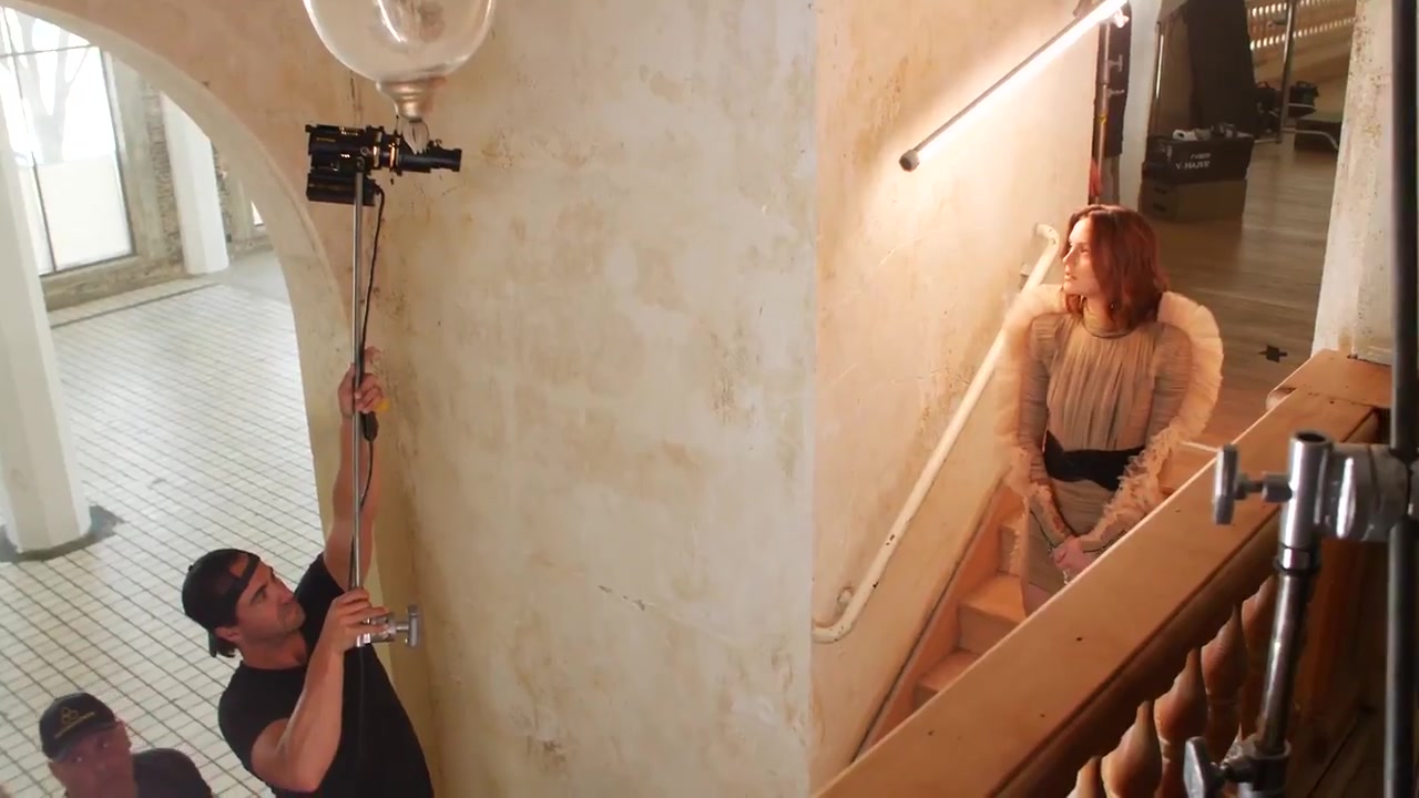 Leighton_Meester_talks_hi-lo_and_motherhood_fashion_223.jpg