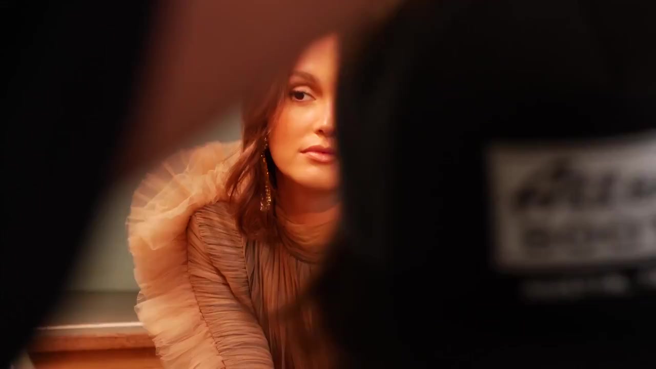 Leighton_Meester_talks_hi-lo_and_motherhood_fashion_297.jpg