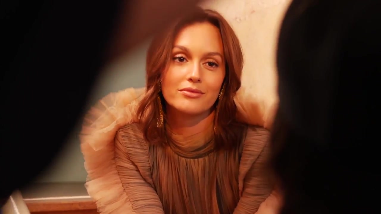 Leighton_Meester_talks_hi-lo_and_motherhood_fashion_305.jpg
