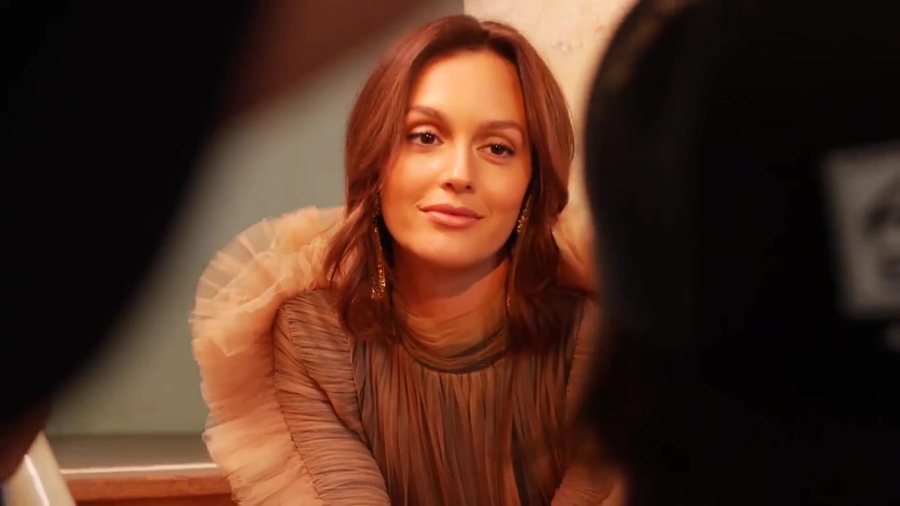 Leighton_Meester_talks_hi-lo_and_motherhood_fashion_308.jpg