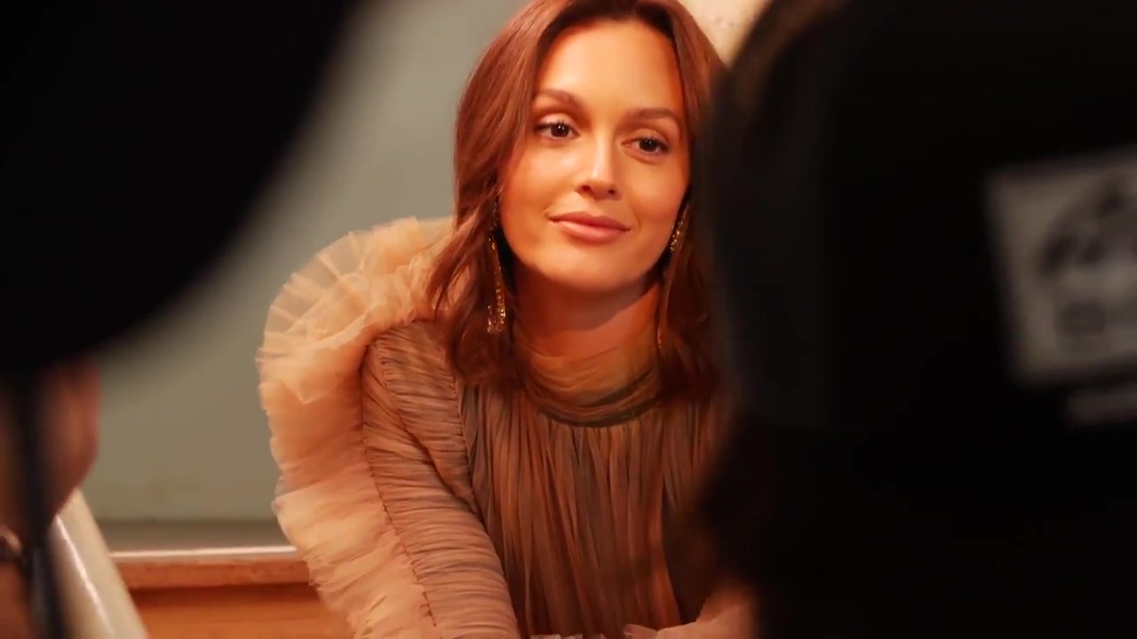 Leighton_Meester_talks_hi-lo_and_motherhood_fashion_313.jpg