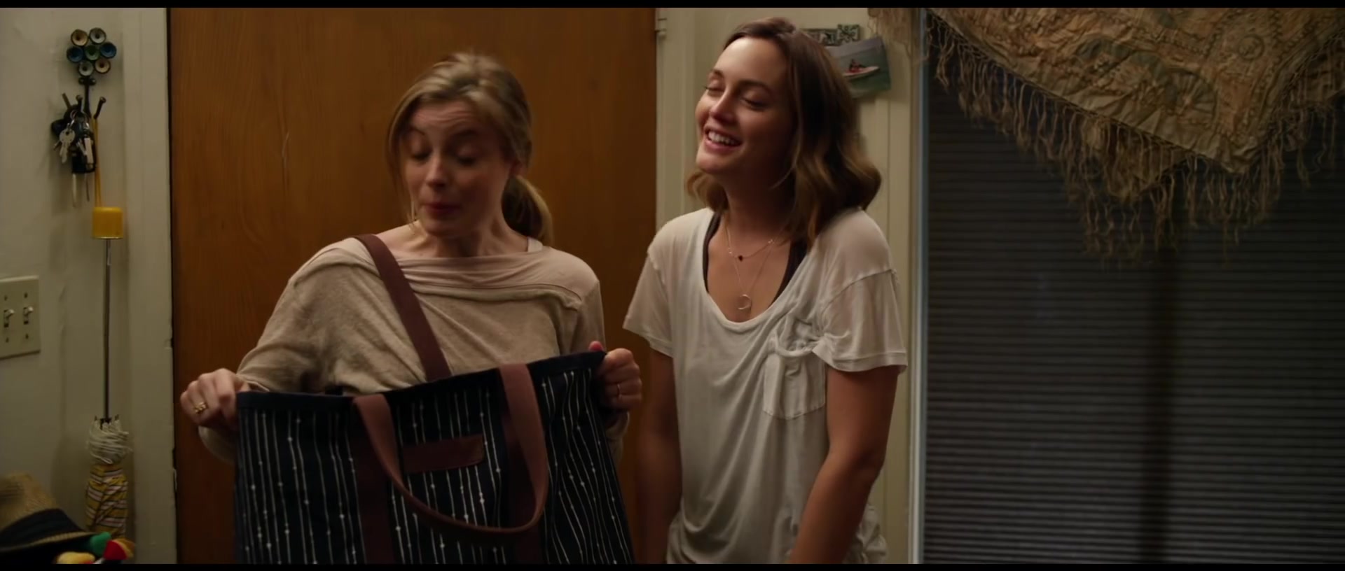 Life_Partners_TRAILER_1_28201429_-_Adam_Brody2C_Leighton_Meester_Movie_HD_037.jpg