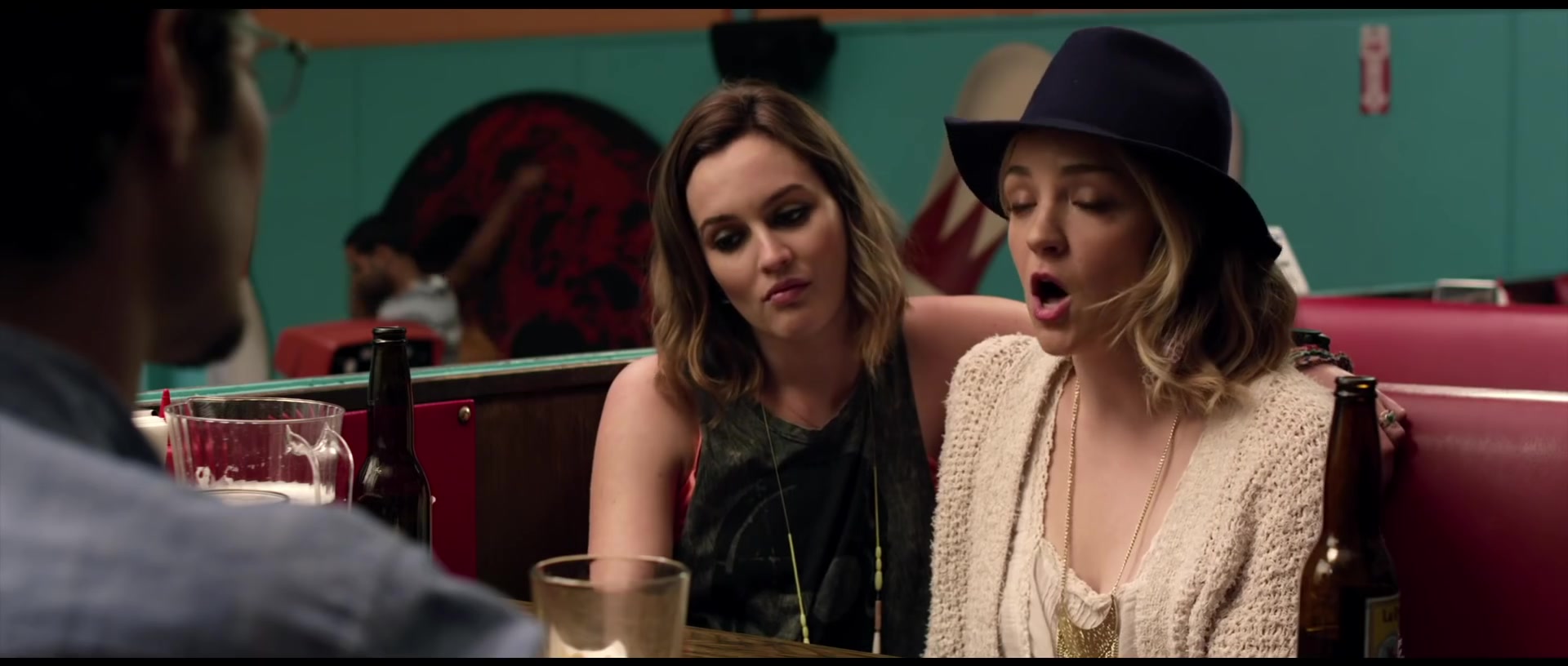 Life_Partners_TRAILER_1_28201429_-_Adam_Brody2C_Leighton_Meester_Movie_HD_123.jpg
