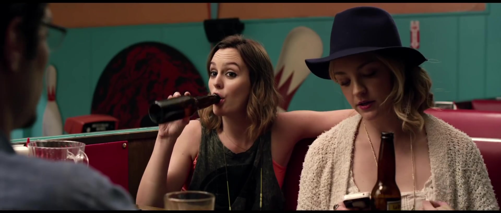 Life_Partners_TRAILER_1_28201429_-_Adam_Brody2C_Leighton_Meester_Movie_HD_136.jpg