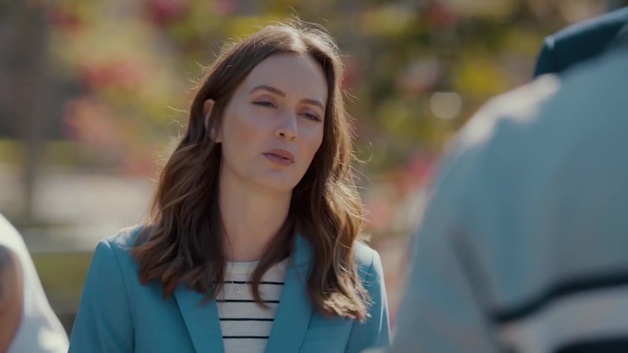 Single_Parents_-_Official_Trailer_114.jpg