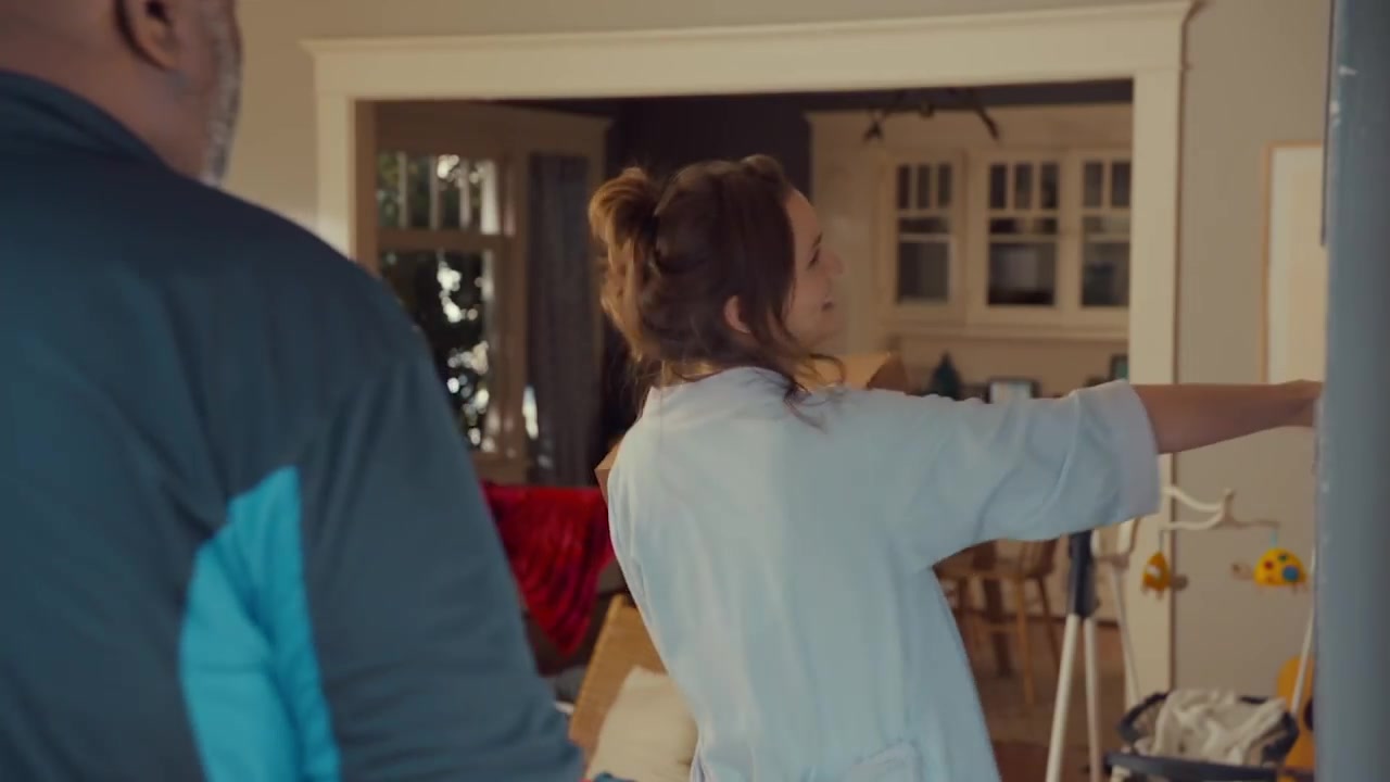 Single_Parents_-_Official_Trailer_186.jpg