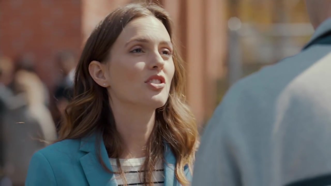 Single_Parents_-_Official_Trailer_193.jpg