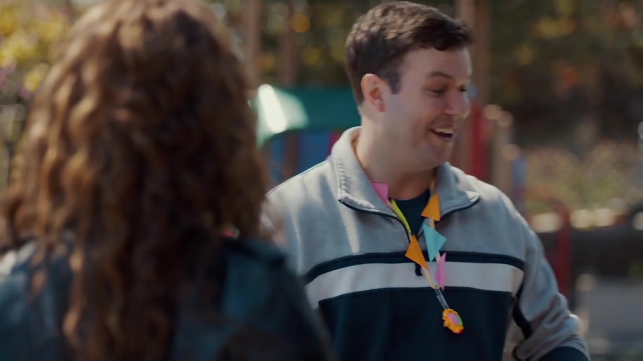 Single_Parents_-_Official_Trailer_207.jpg