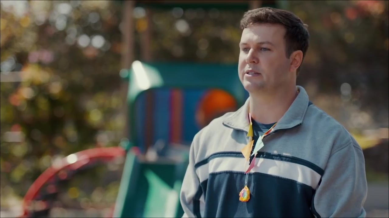 Single_Parents_-_Official_Trailer_234.jpg