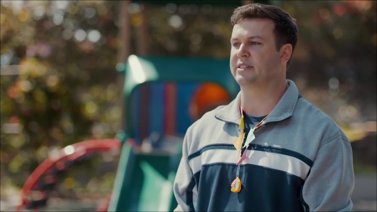 Single_Parents_-_Official_Trailer_235.jpg