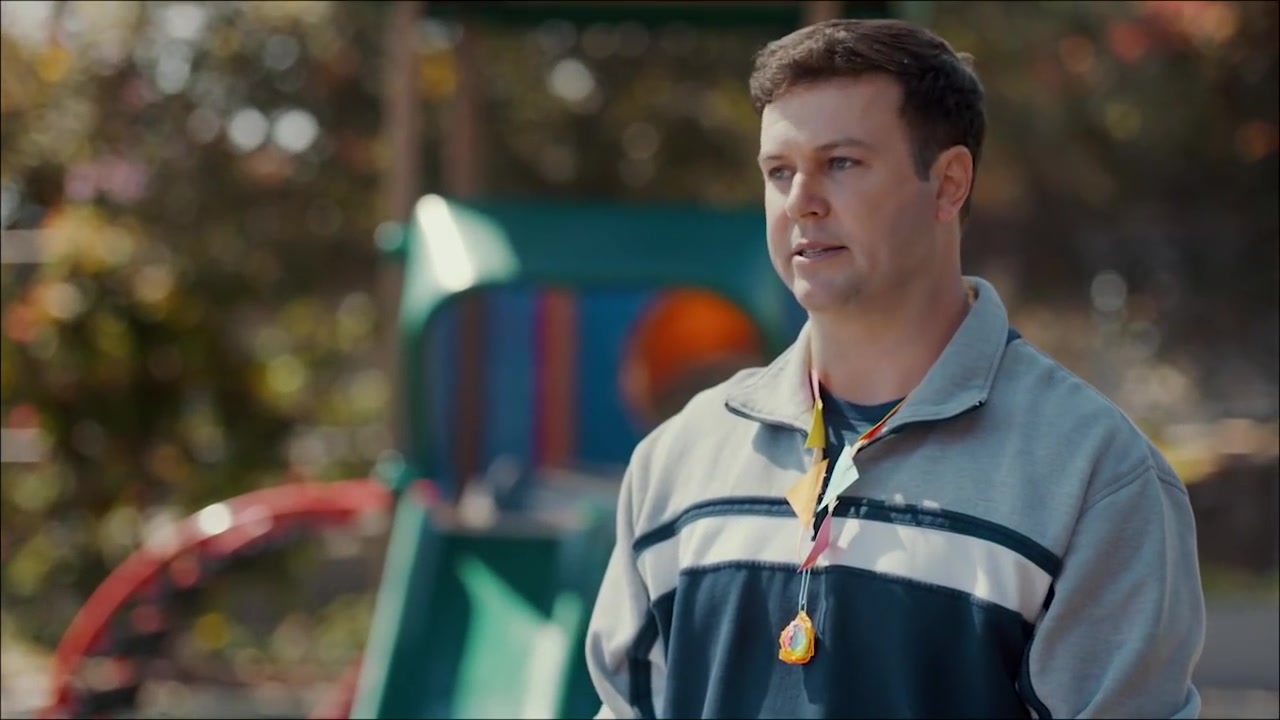 Single_Parents_-_Official_Trailer_237.jpg