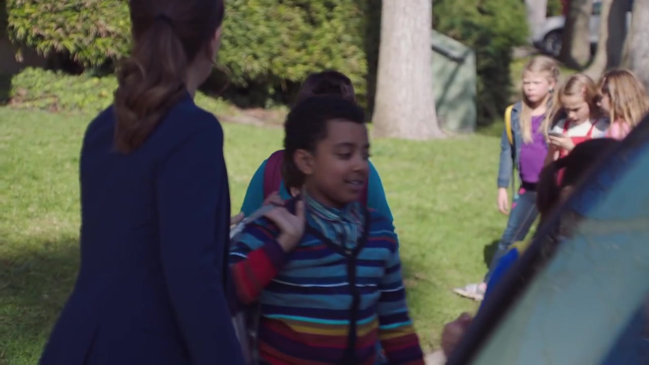 Single_Parents_-_Official_Trailer_248.jpg