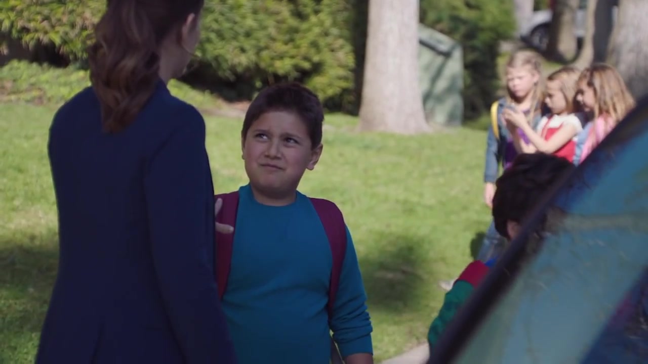 Single_Parents_-_Official_Trailer_254.jpg